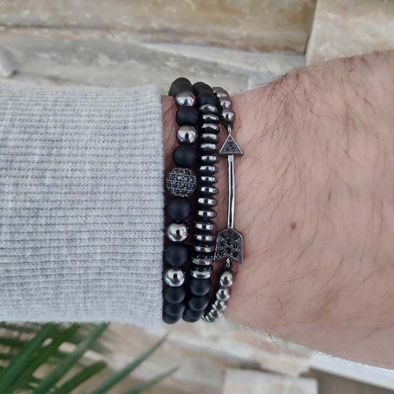 Set di braccialetti lunghi in rame satinato nero all'ingrosso con disco volante con sfere di diamanti in zirconio