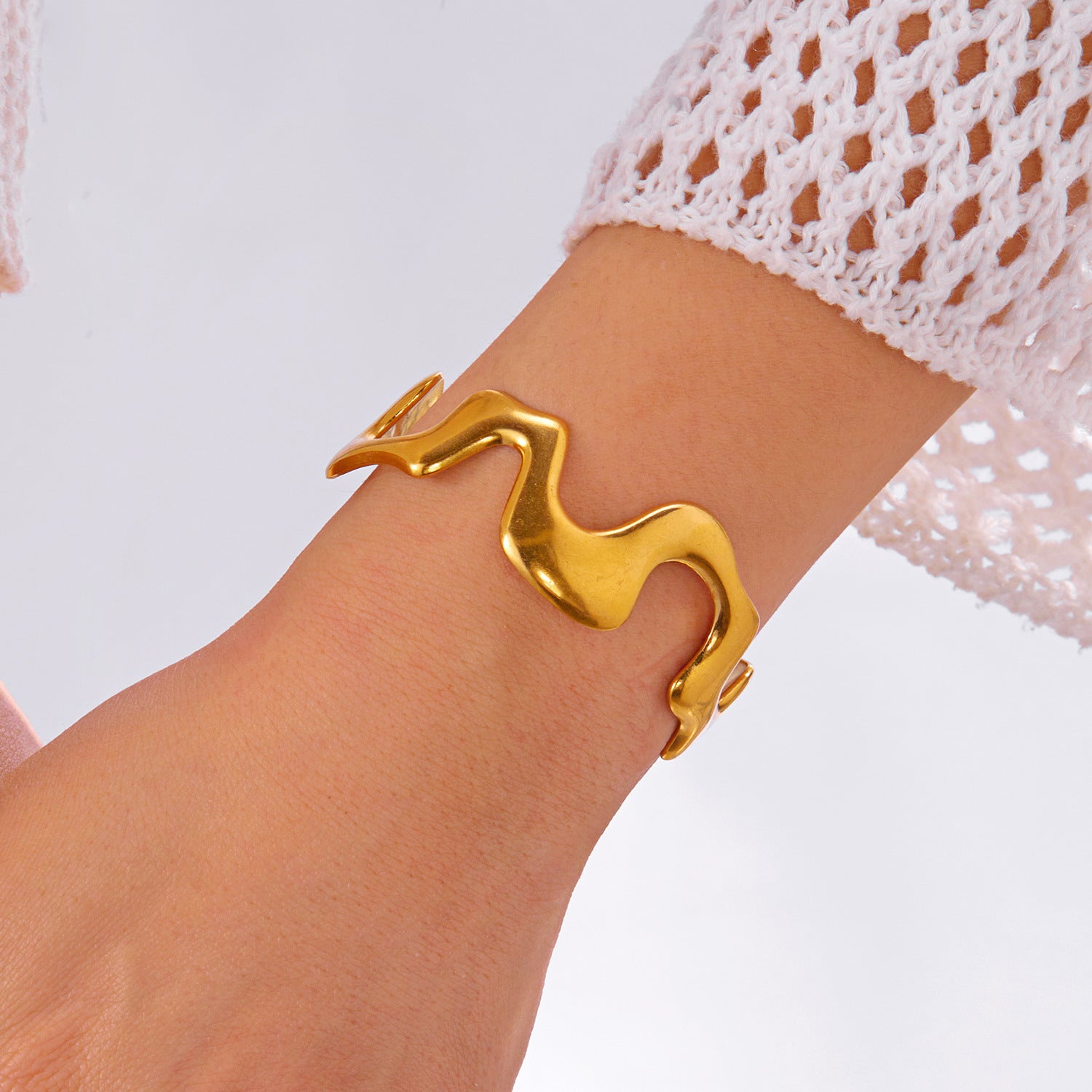 Wholesale Stainless steel  Irregular Leaf Wide Opening Bracelet