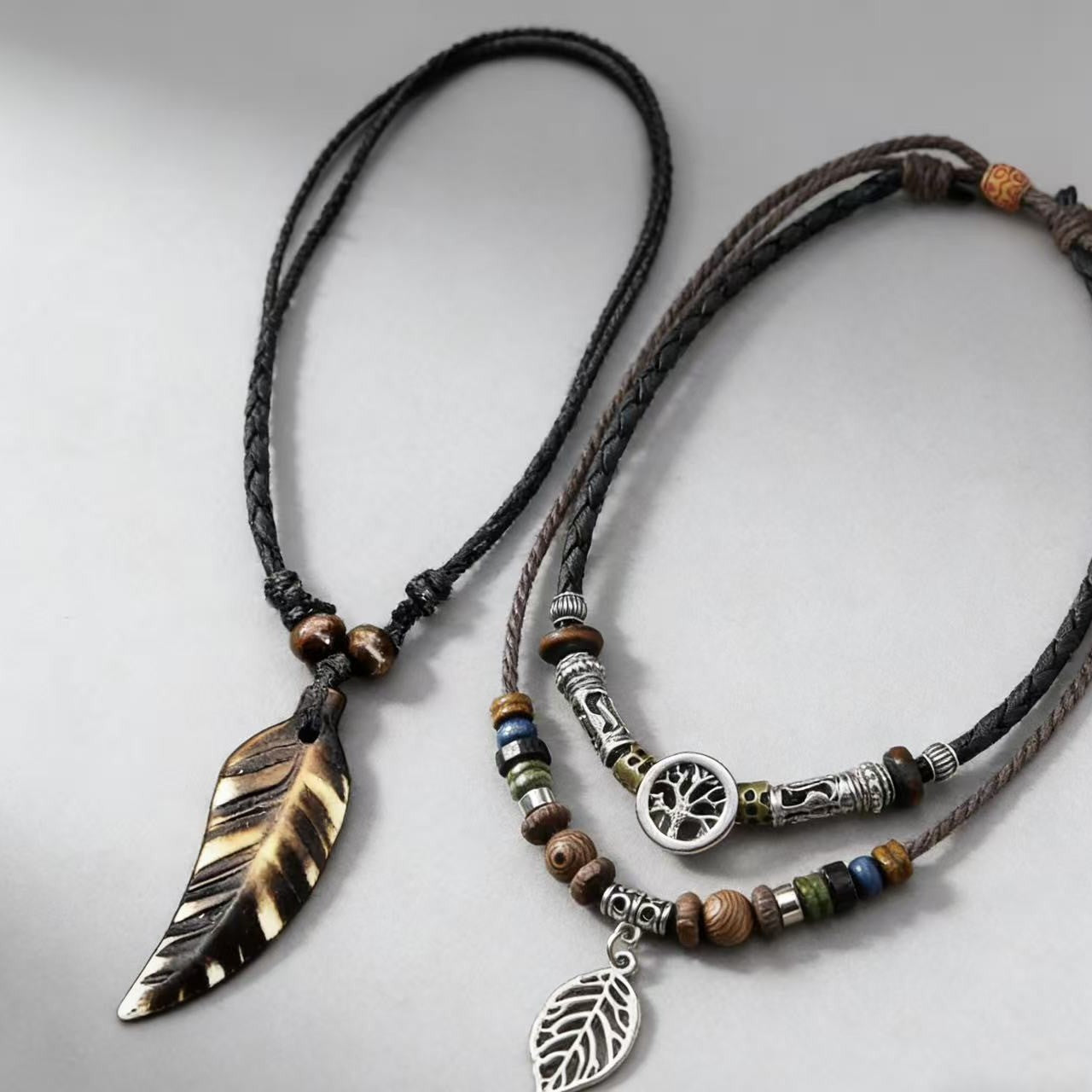 Wholesale Retro Tree Of Life Shell Pendant Necklace Handmade Alloy Beaded Leather Wax Rope Choker Unisex Jewelry For Gift Resale
