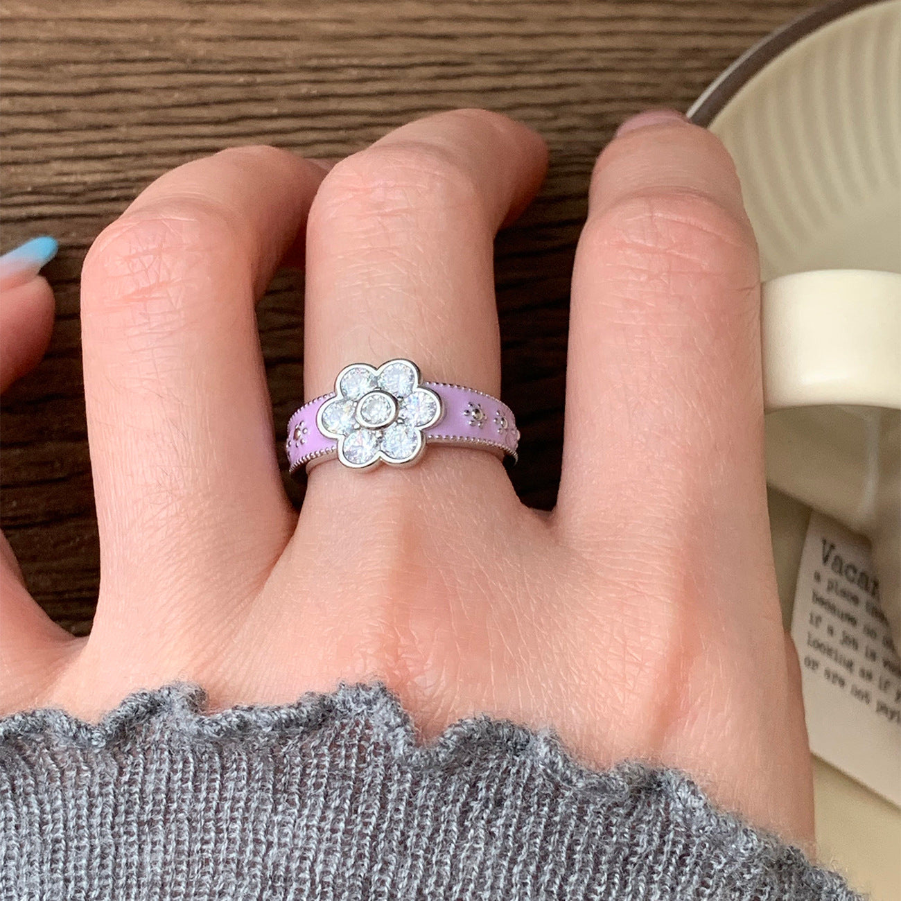 Wholesale Light luxury taro flower ring inlaid with diamond oil drop purple female ring jewelry