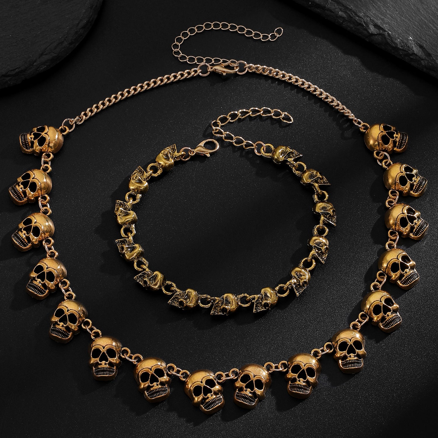 Wholesale Gothic Punk Skull Bracelet Fashion Accessory  Gift