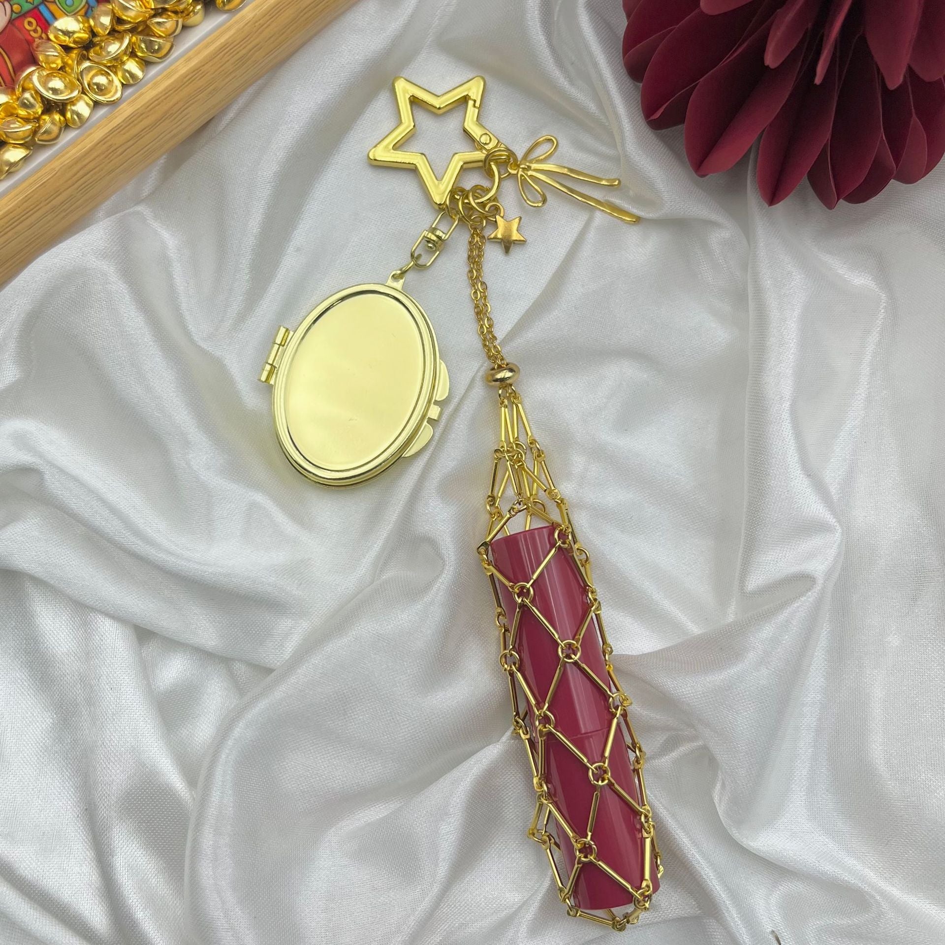 Wholesale Stainless steel women' s fashion lipstick storage mirror case lipstick bag mesh bag keychain pendant