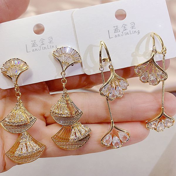 Wholesale Random color 10pcs S925 Silver Needle Earrings Pearl Earrings Micro-inlaid Zircon Mother-of-pearl Earrings ACC-ES-Pabo004