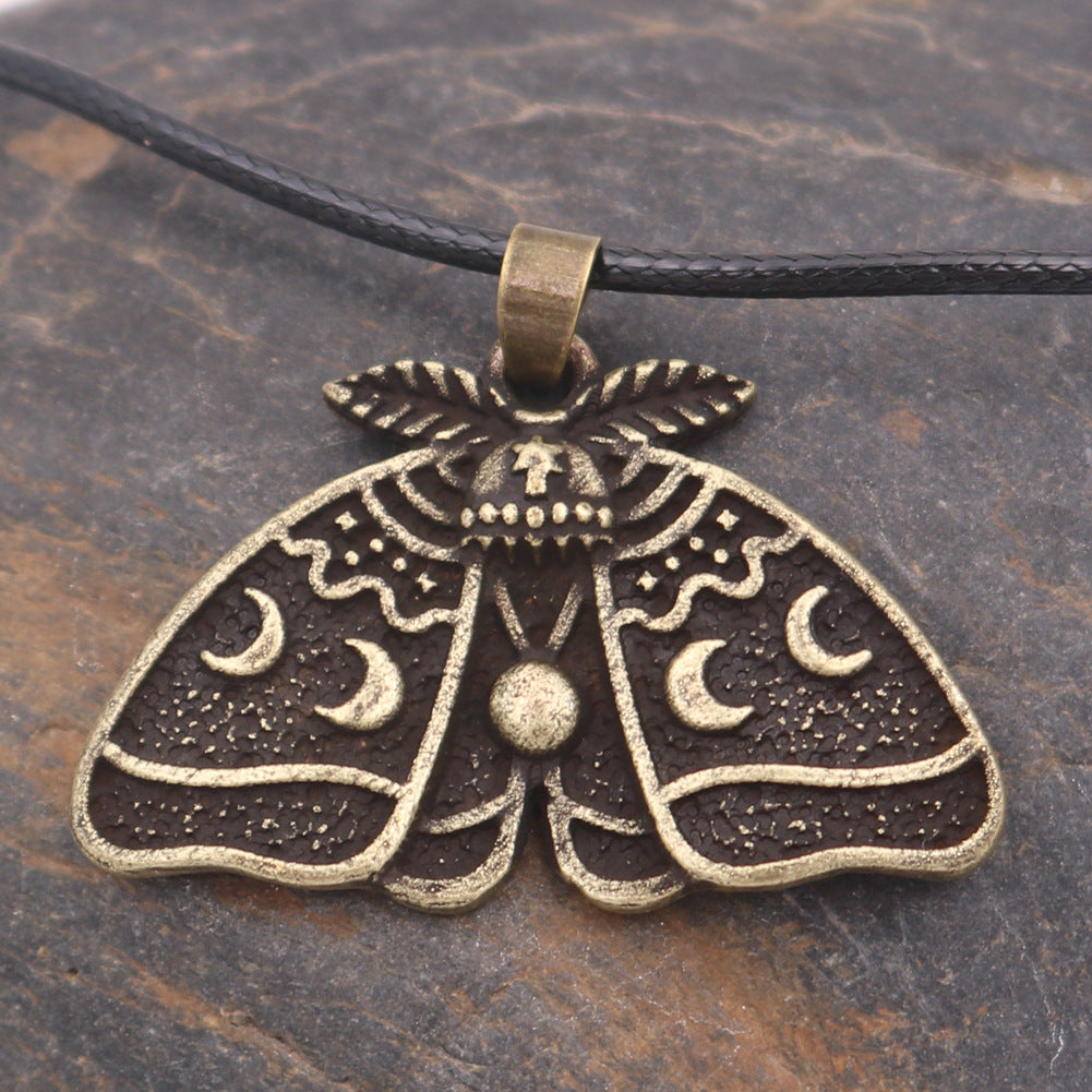 Wholesale Vintage Skull Moth Metal Necklaces ACC-NE-Hongg004