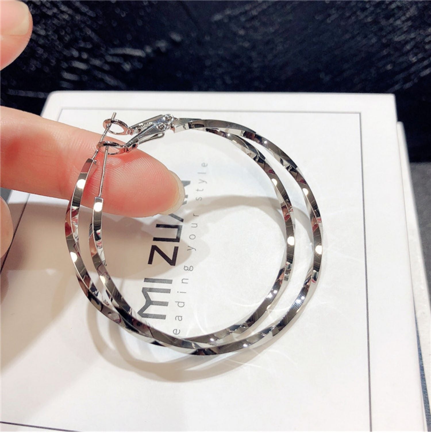 Wholesale Exaggerated Large Hoop Earrings ACC-ES-KaiKang003
