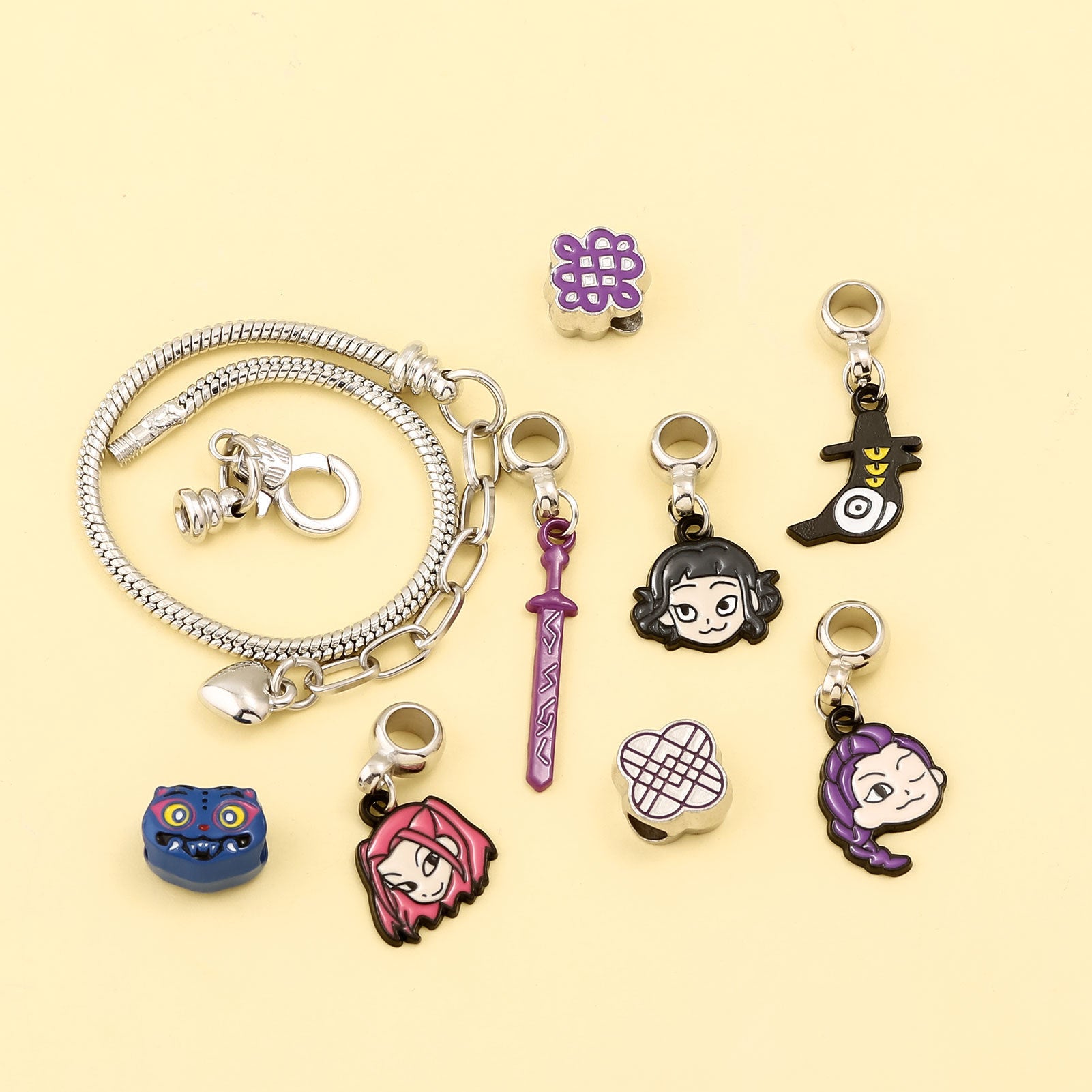 Wholesale Cartoon Anime K-Pop  Beaded Pendant Bracelet  ACCVIP