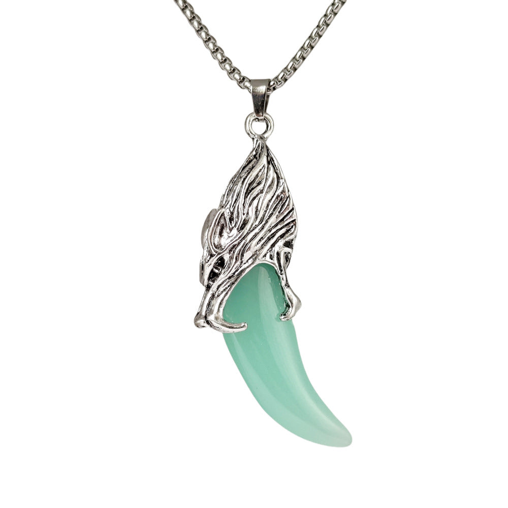 Wholesale Retro fashion wolf head luminous fangs shape necklaces