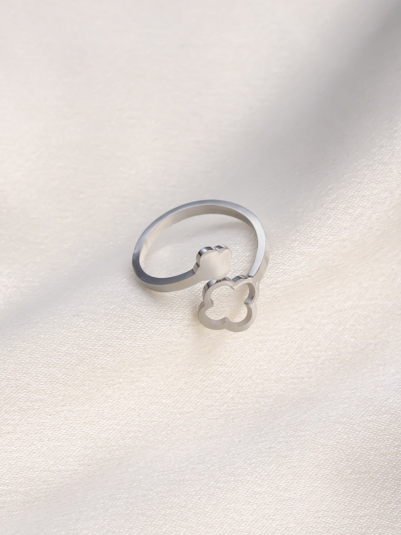 Wholesale Stainless steel Four-leaf clover earrings