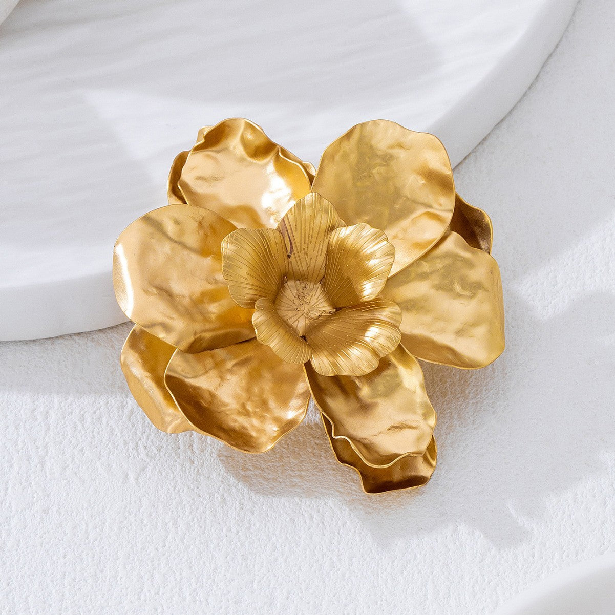 Wholesale Fashionable Trendy Metal Large Flower Brooch