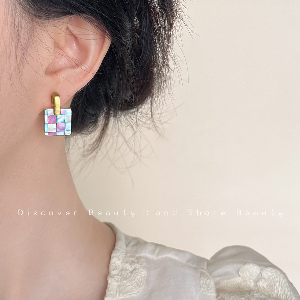 Wholesale Hand-made natural fritillary earrings