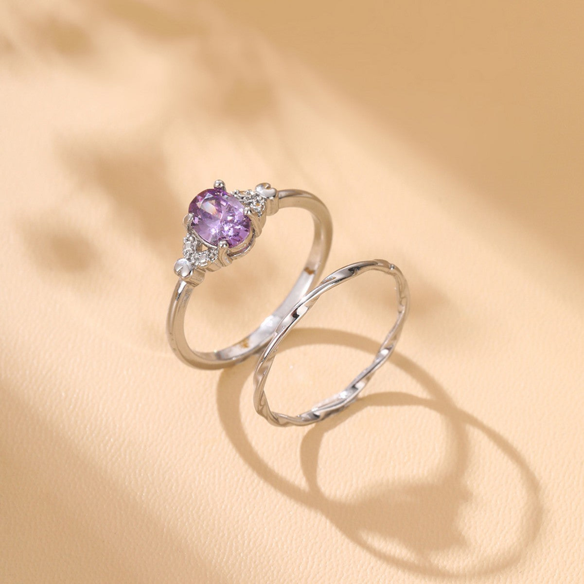 Wholesale  wave twisted plain ring  shiny purple oval zircon  ring