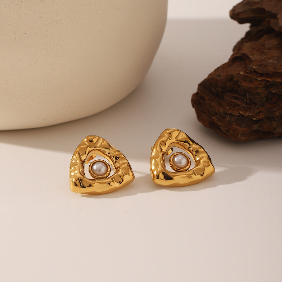 Wholesale stainless steel earrings fashion  inlaid pearl hollow triangle earrings