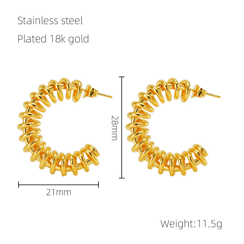 Wholesale Vintage C-shaped 18K gold plated hollow stainless steel earrings