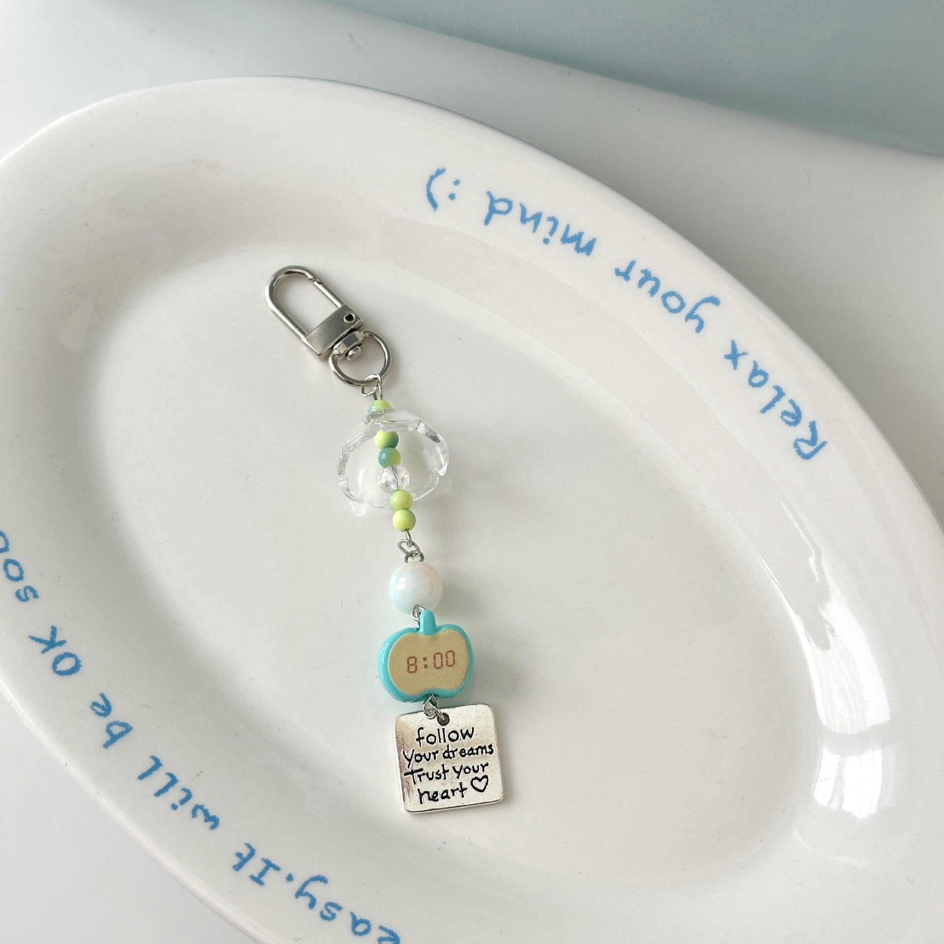 Wholesale apple wind  beads keychain