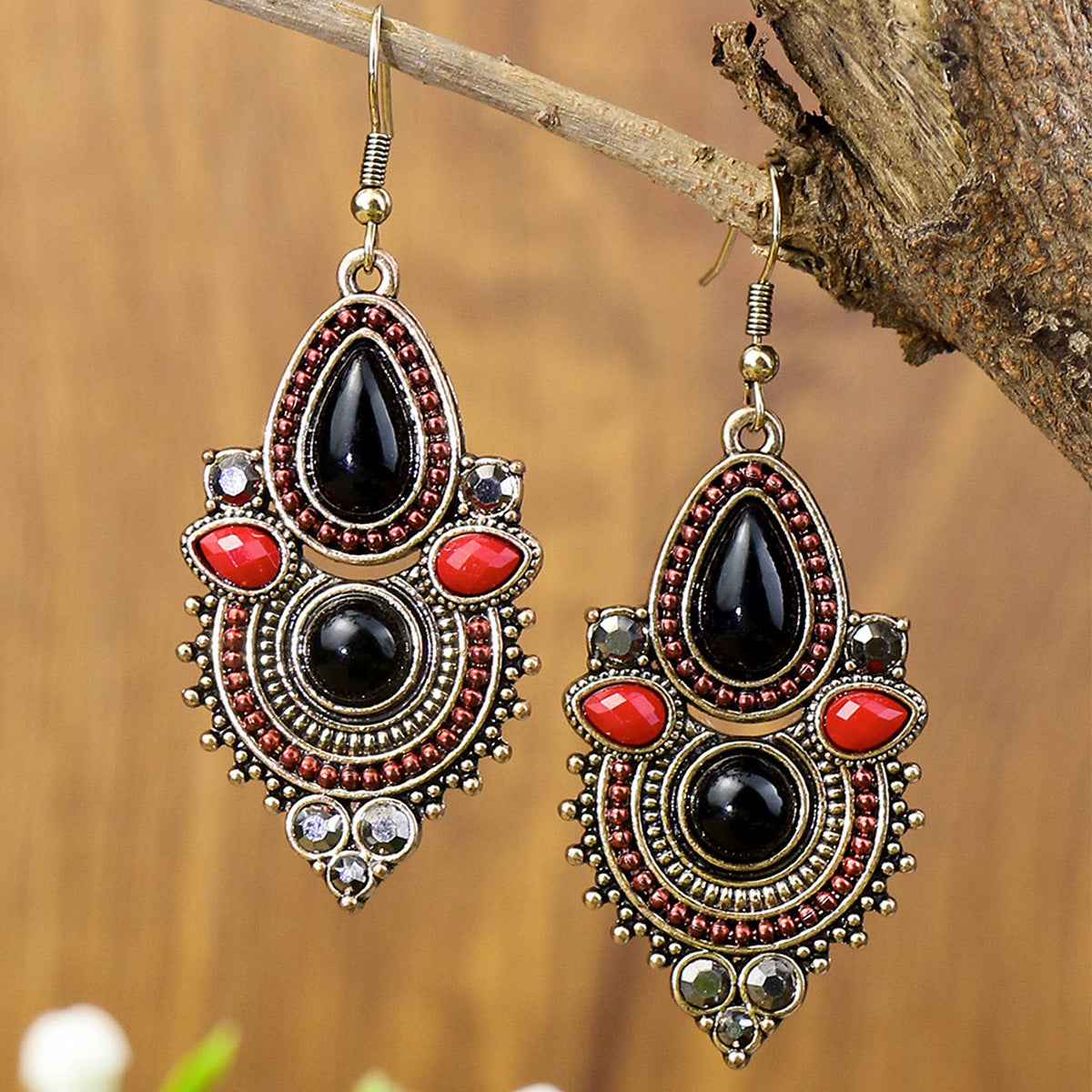 Wholesale Retro Ethnic Tassel Earrings Alloy Oil Drop Jewelry Accessory