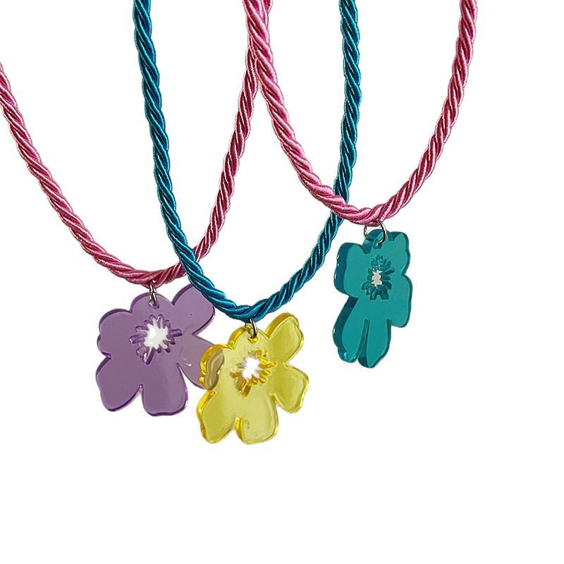 Wholesale Acrylic Flower Necklace Clavicle Chain