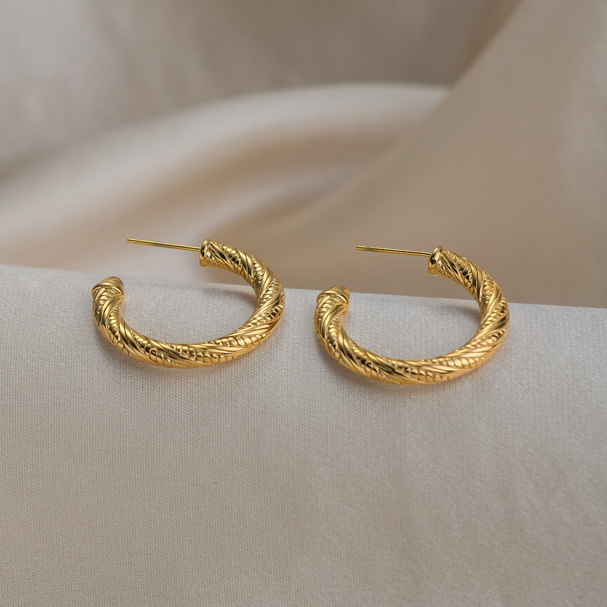 Wholesale Trendy 18K Gold Plated Stainless Steel Floral Earrings Set for Women Boutique Resale Jewelry Accessory