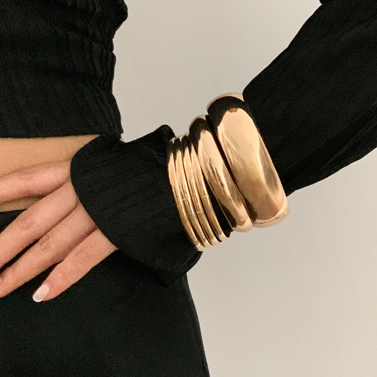 Wholesale Fashion Double Ring Multi Layer Iron Bangle Gold Electroplated Wide Cuff For Women Jewelry Accessory For Gift Or Resale