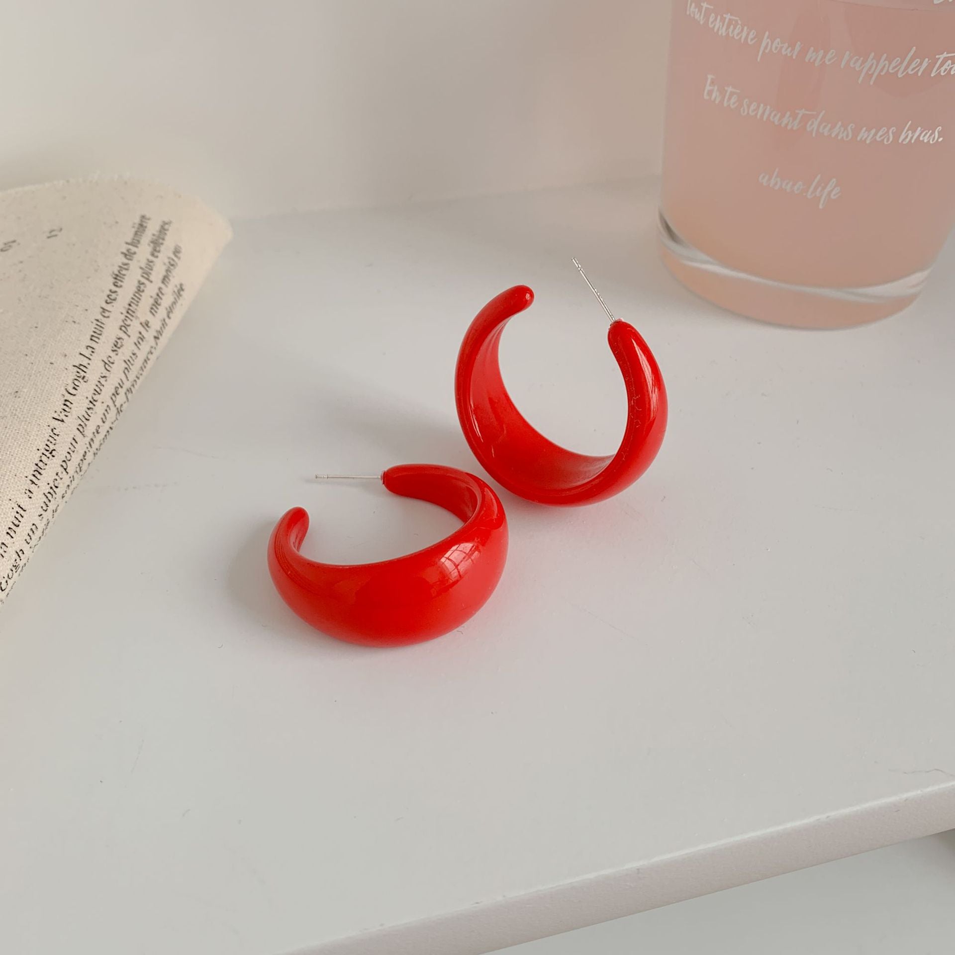 Wholesale Acrylic Vintage C Shape Geometric Earrings