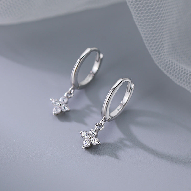 Wholesale four-leaf clover light luxury earrings