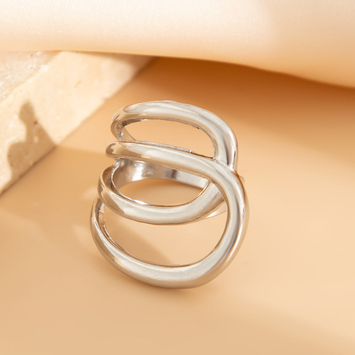 Wholesale Elliptical arc smooth wave alloy bracelet