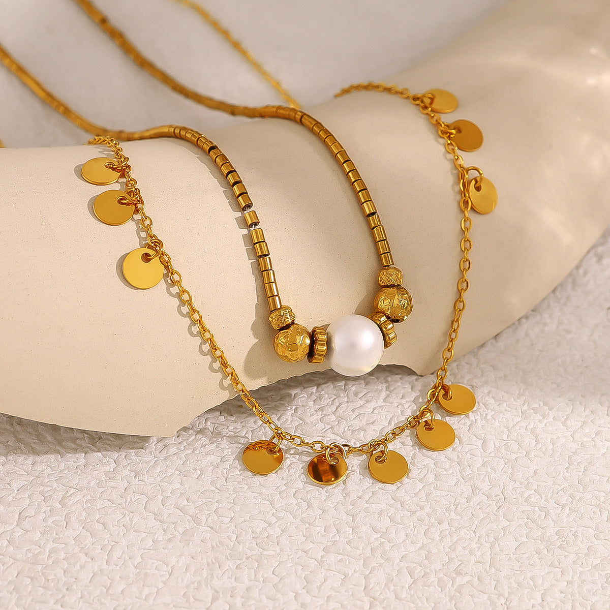 Wholesale  Stainless steel pearl tassel metal disc clavicle necklace