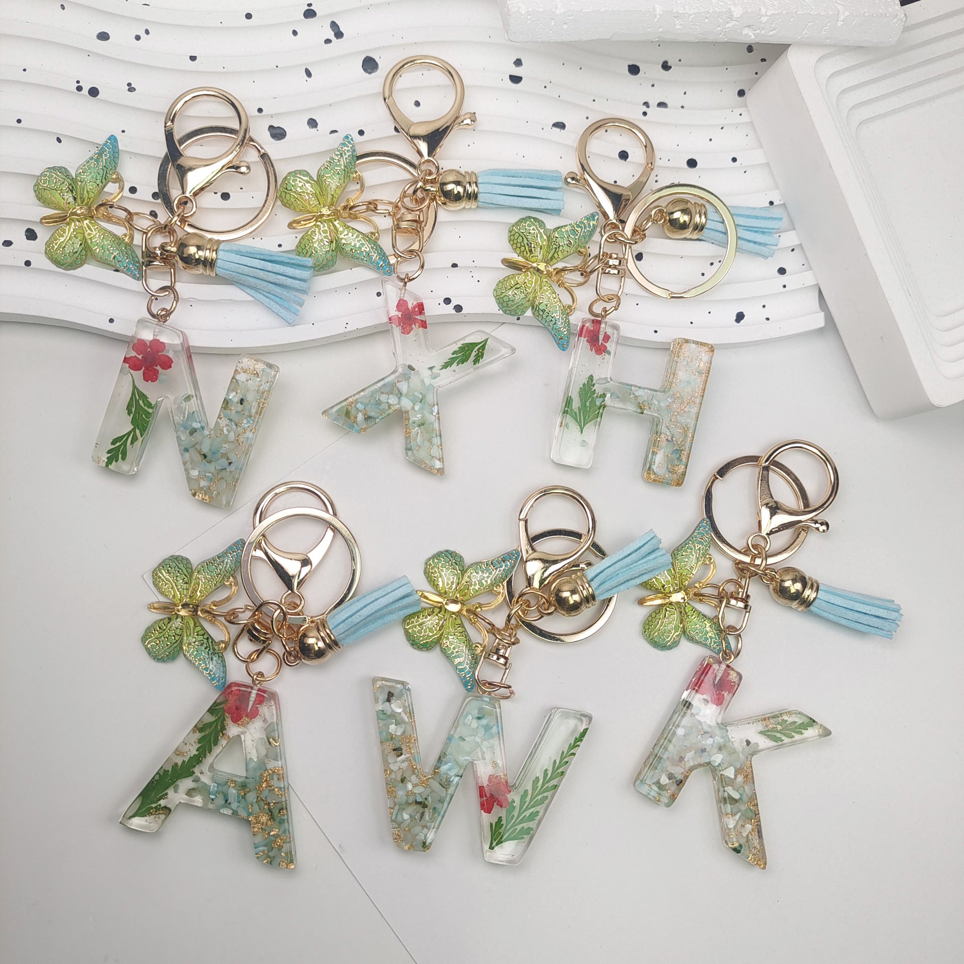 Wholesale Green English Letter Dried Flower Keychains Butterfly Tassel Keychain ACC-KC-Jiay002
