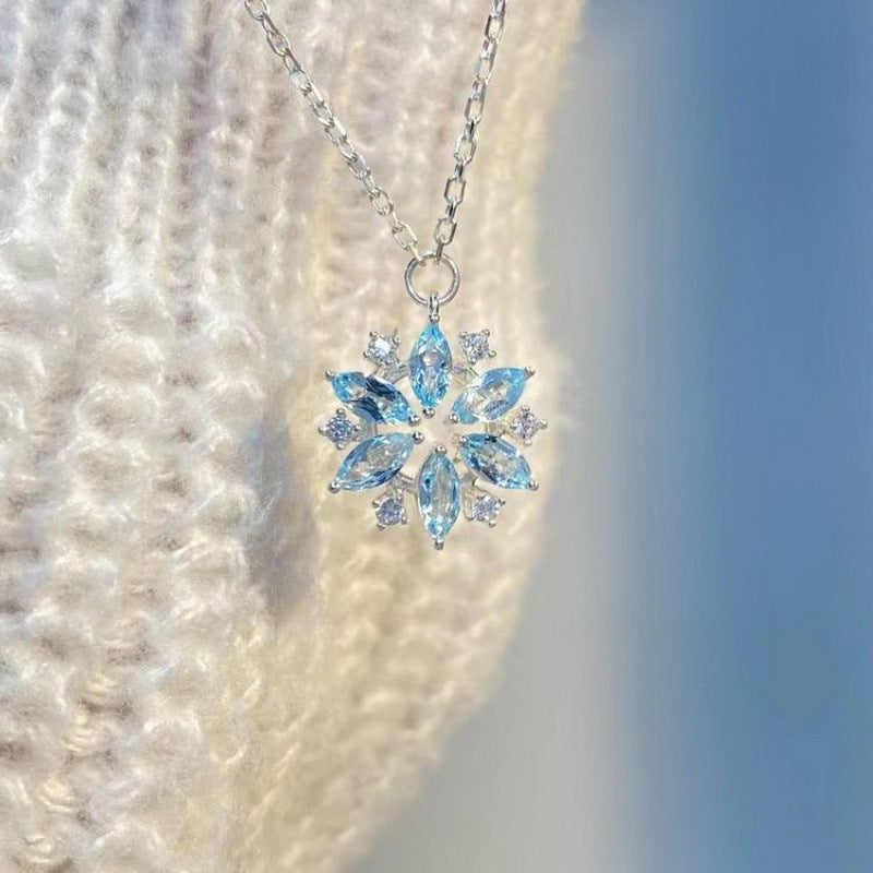 Wholesale  flash diamond sky blue snowflake necklace