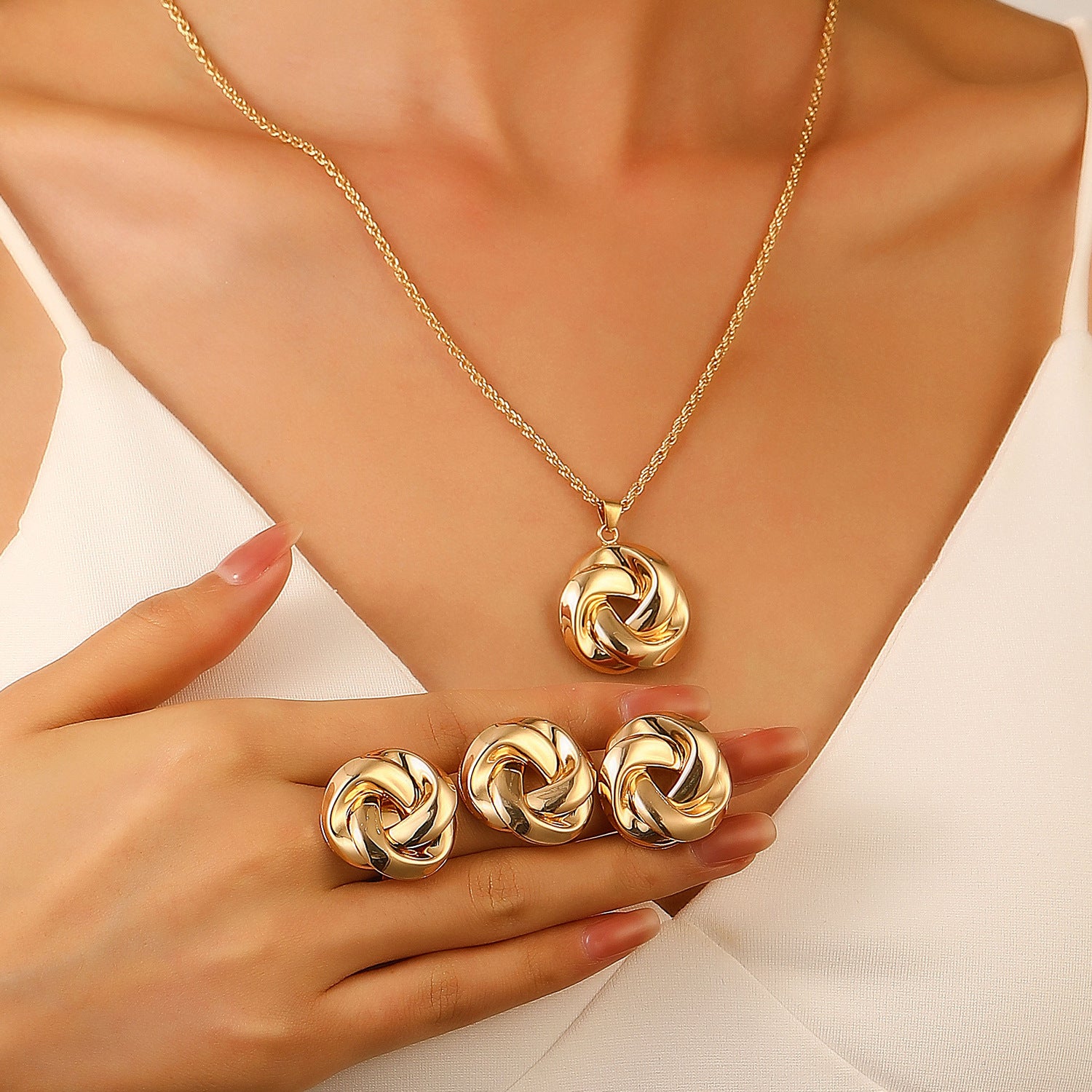 Wholesale Stylish Women S Twisted Knot Jewelry Set With Alloy Necklace Earrings Ring Fashion Everyday Accessory Boutique Resale
