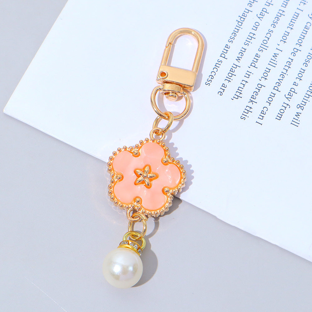 Wholesale Sweet Floral Pearl Keychain Bag Pendant Fashion Accessory Boutique Resale