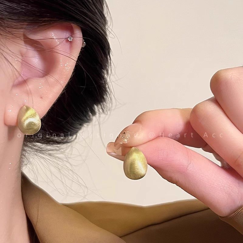 Wholesale gold frosted bean earrings