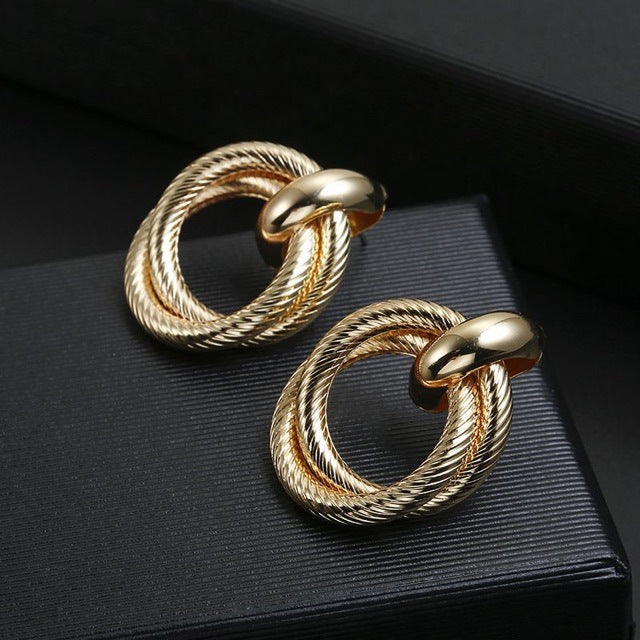 Wholesale French Vintage Gold Geometric Double Hoop Earrings,  Iron Electroplated Fashion Accessory for Jewelry Boutique Resale
