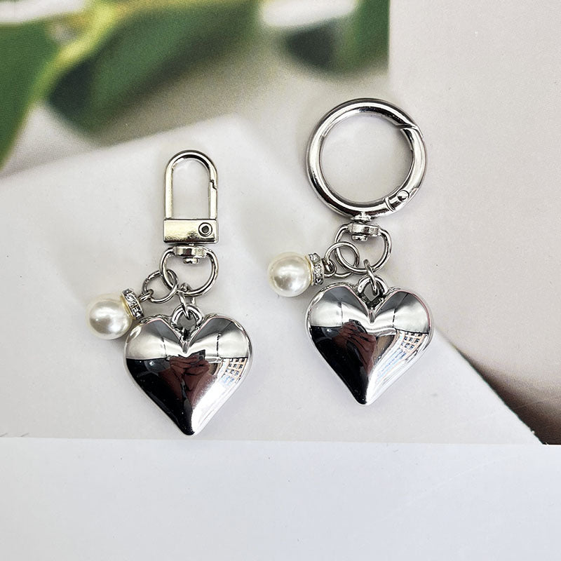 Wholesale Heart Bow Electroplated Alloy Bag Charm Stylish Couple Keychain Everyday Wear And Decorative Accessory