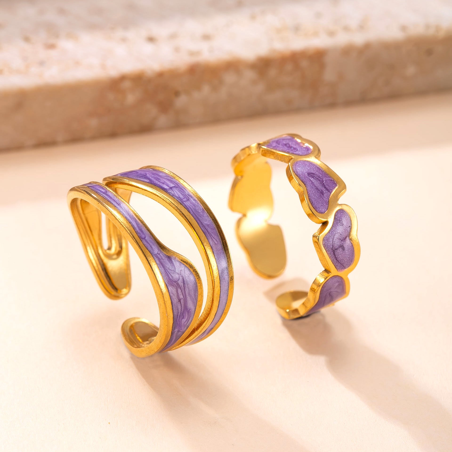 Wholesale titanium steel oil-pressed drop colored oil heart open ring