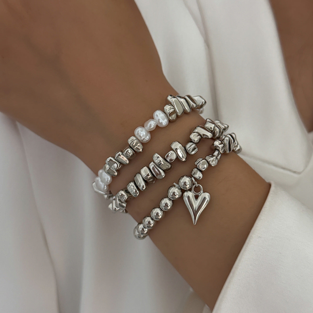 Wholesale Heart Shaped Irregular Bead Layered Bracelet Mixed Color Women' s Jewelry Accessory