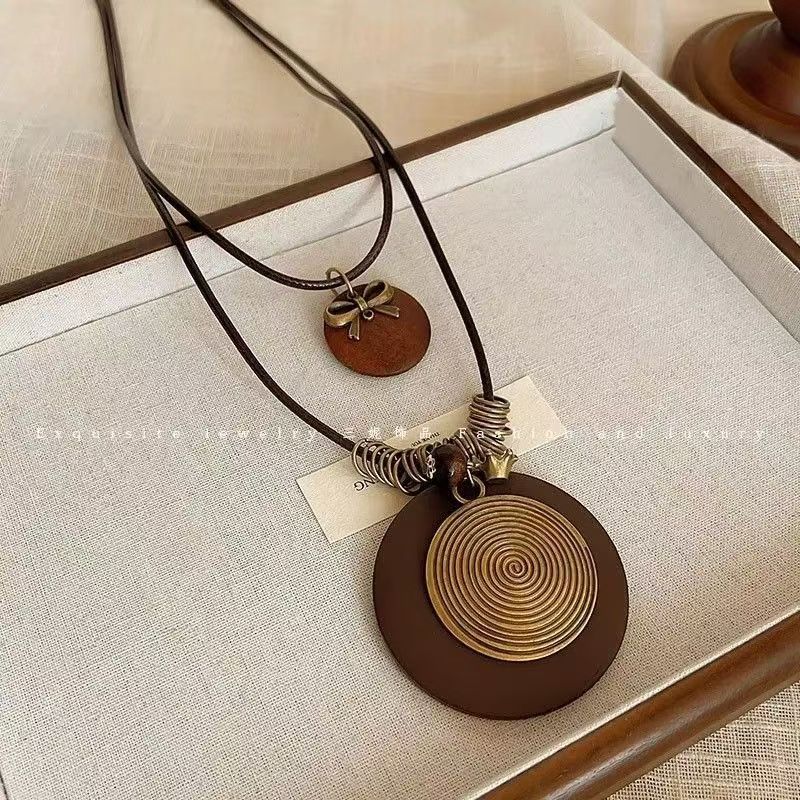 Wholesale Bronze Disc Necklace New Chinese Style Layering Jewelry Gift