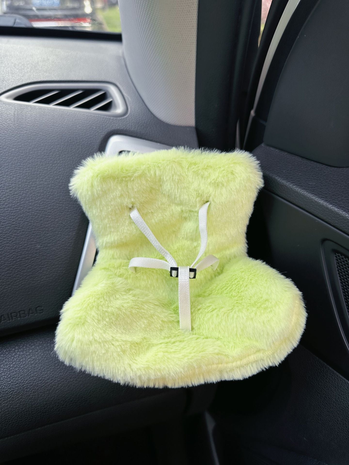 Wholesale Cartoon Doll Safety Seat Toy Ornaments Car Accessories