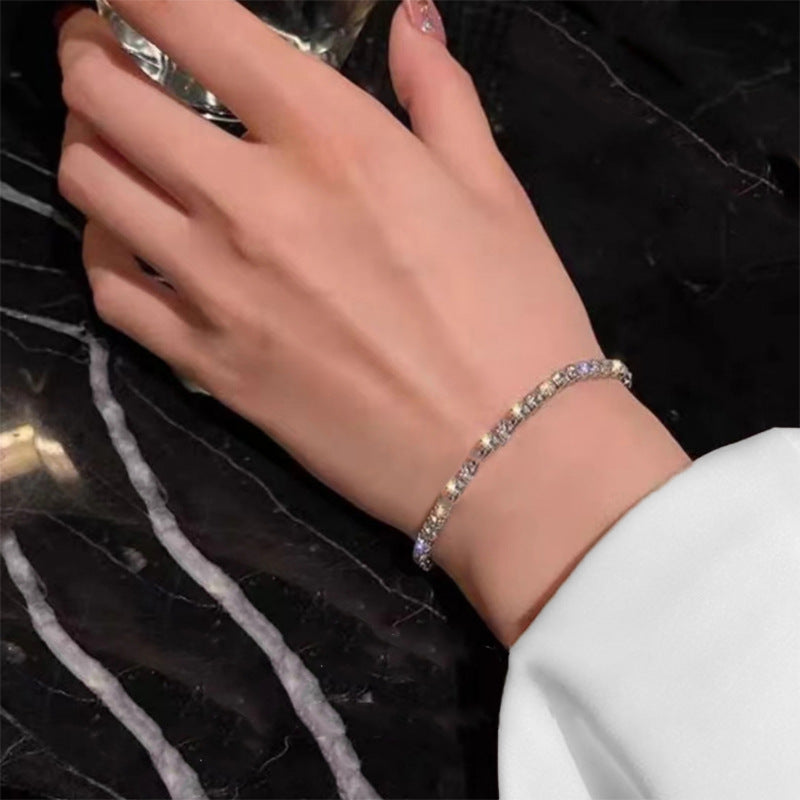 Wholesale  4mm rhinestone claw chain titanium steel bracelet