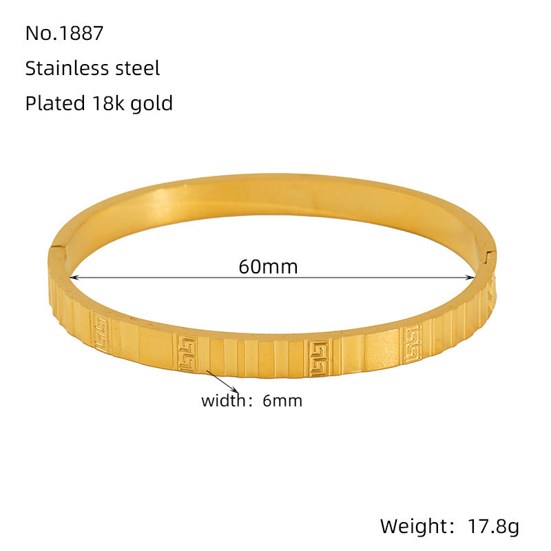 Wholesale Titanium steel gold Cuban bracelet