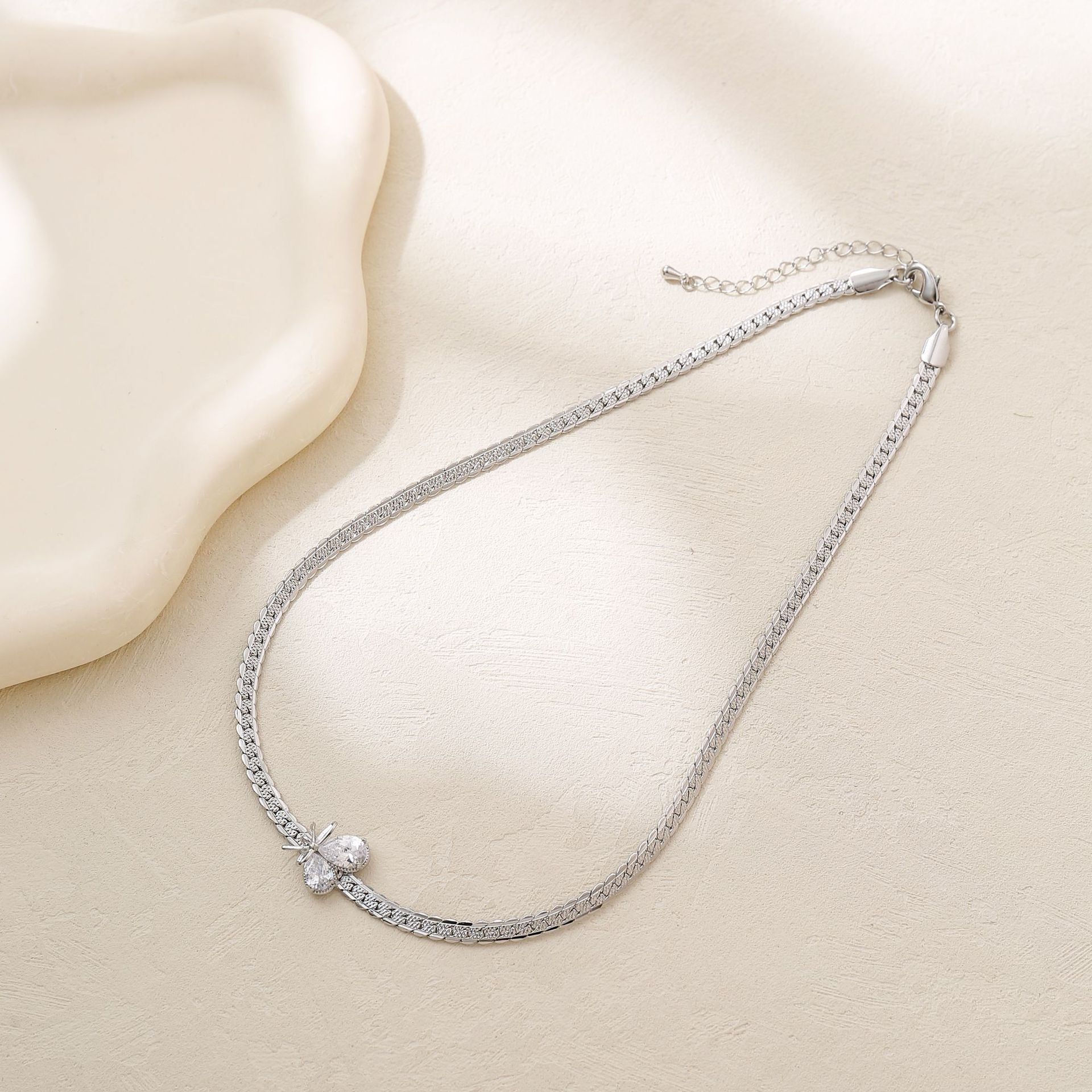 Wholesale Gold and Silver Two-color Necklace