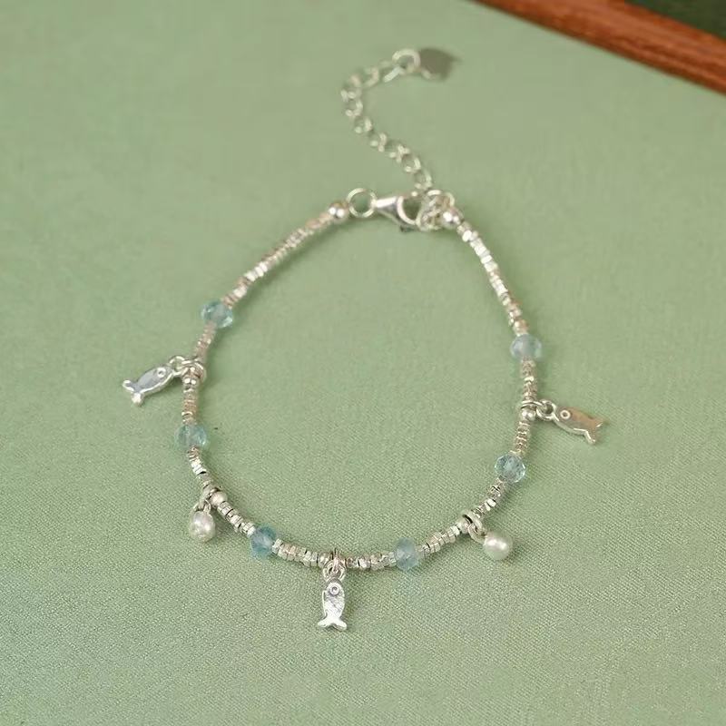 Wholesale Simple Beaded Bracelet Featuring a Kitten Eating Fish