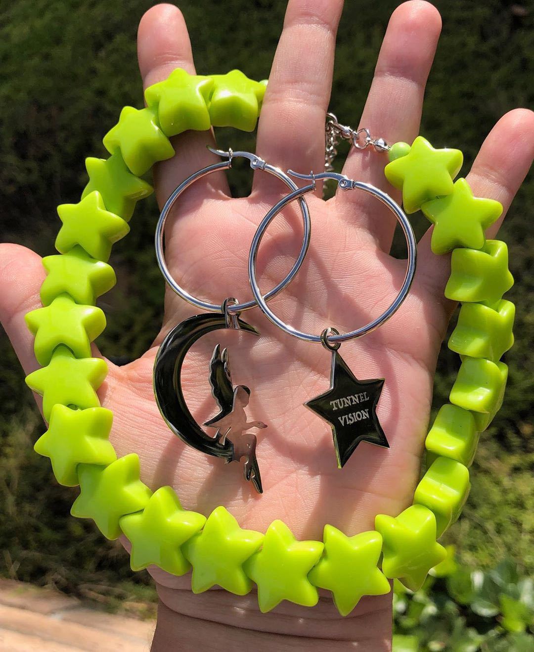 Wholesale Acrylic Beads Green Star Beaded Necklace