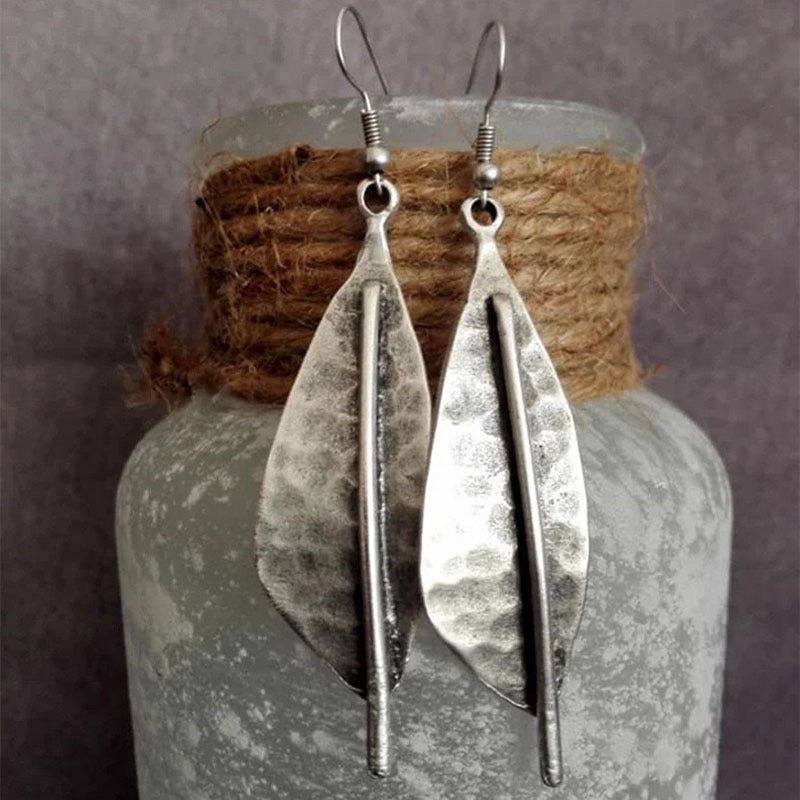 Wholesale  retro geometric spiral old metal earrings