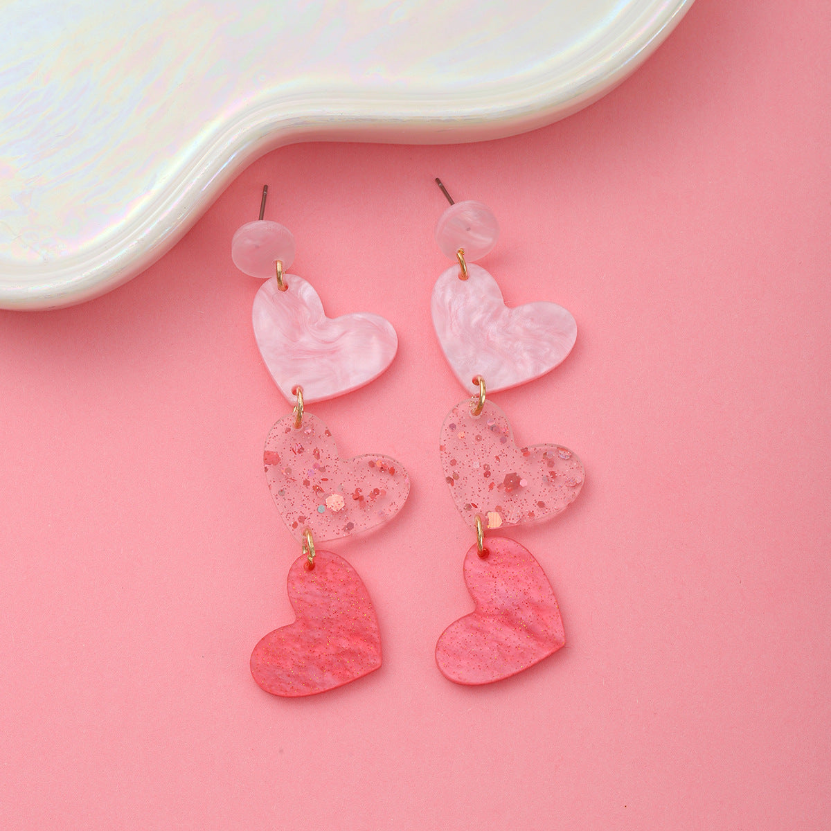 Wholesale Valentine' s Day Acrylic Heart Earrings