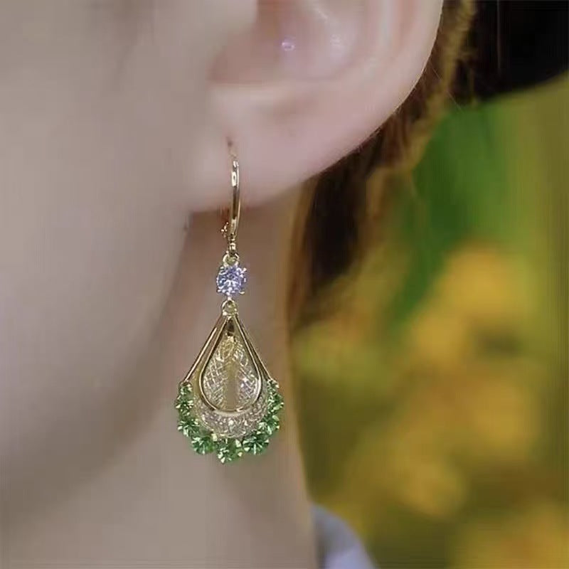 Wholesale Gold Mesh Water Drop Earrings Chic Fashion Accessory for Women Boutique Resale Gift