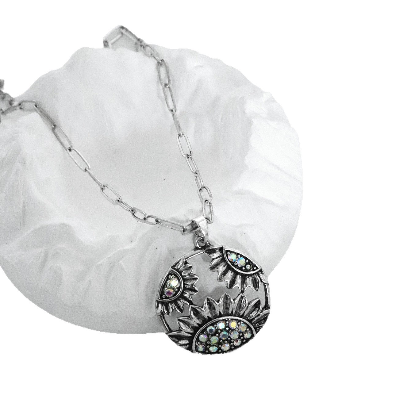 Wholesale Western Cowboy Boho Pendant Necklace Zinc Alloy Geometric Boot Chain Fashion Accessory Gift