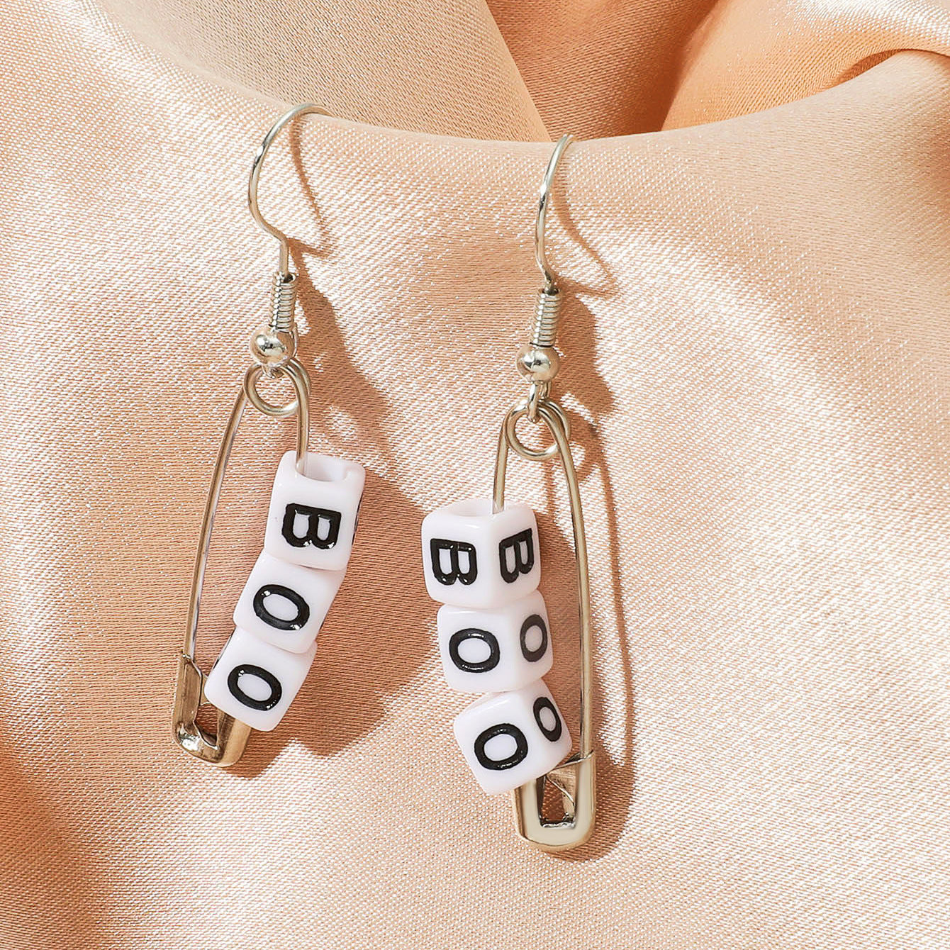 Wholesale Creative Pin Necklace  Clavicle Chain