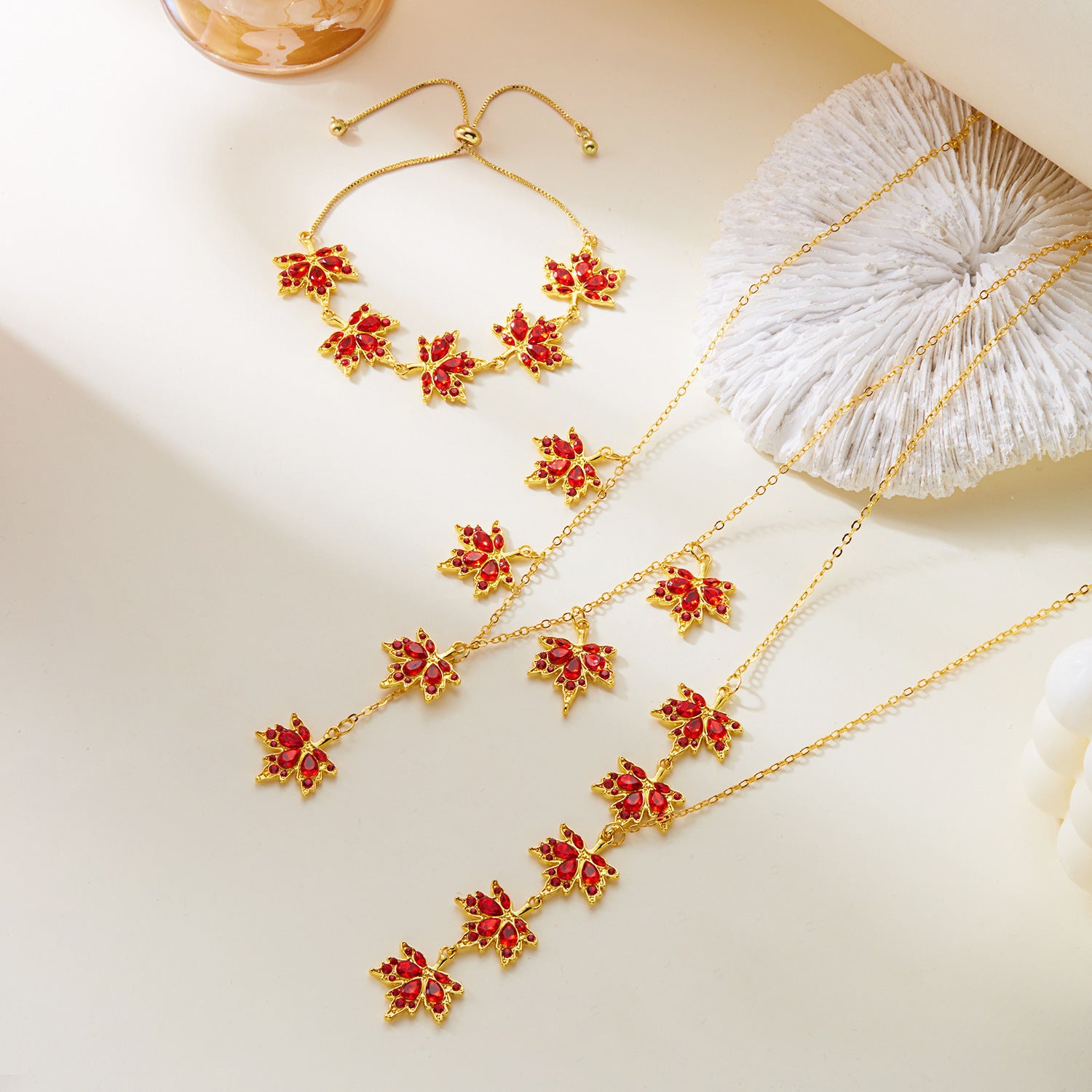 Wholesale Maple Leaf Rhinestone Bracelet and Necklace Set Alloy Fashion Jewelry Accessory