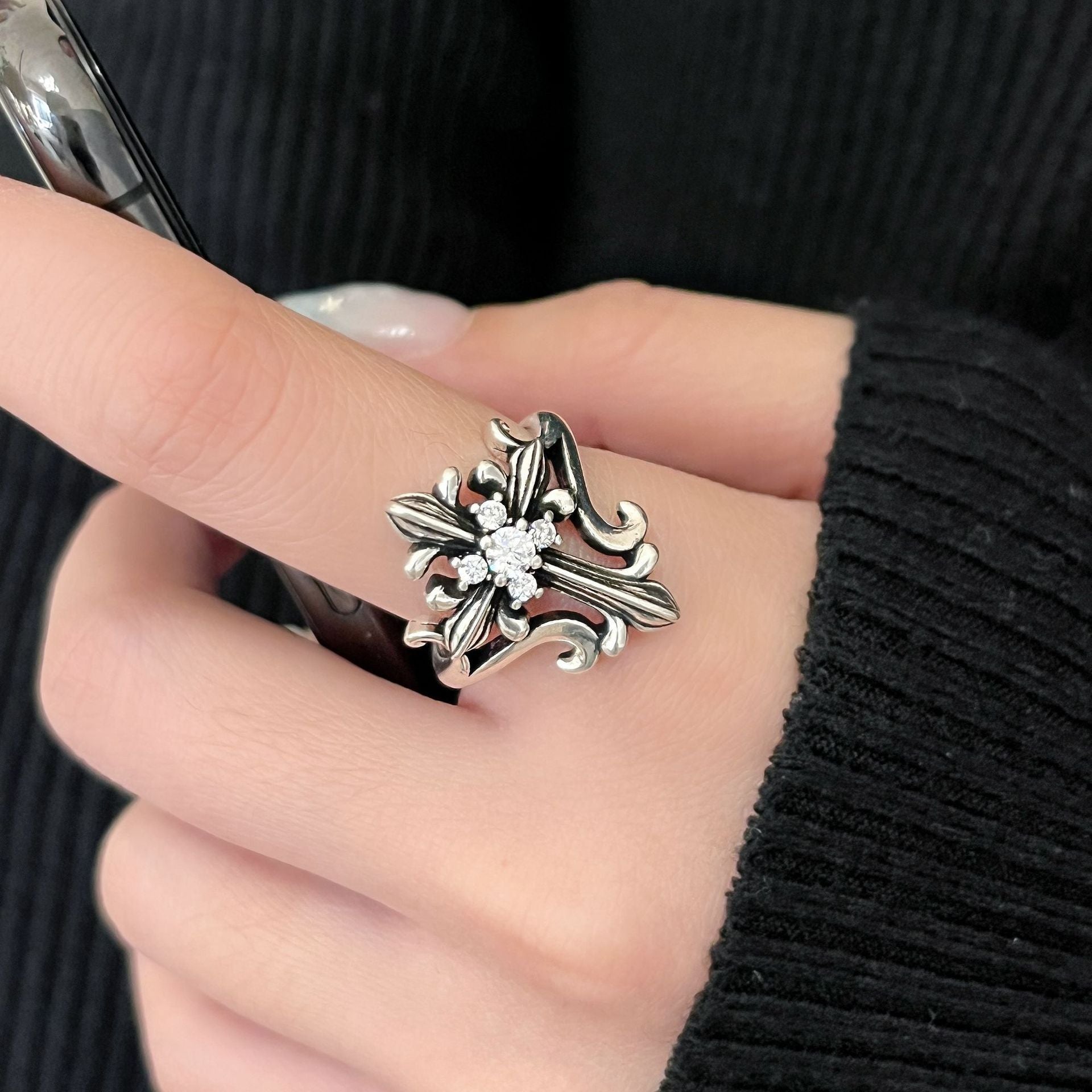 Wholesale Vintage Copper Cross Star Adjustable Ring for Women Fashion Jewelry Accessory