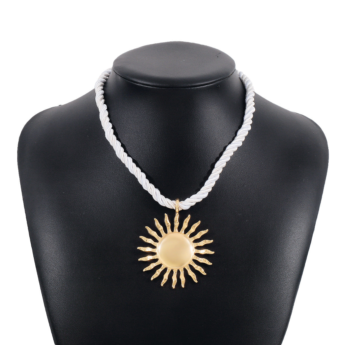 Wholesale sunflower pendant clavicle chain metal necklace earrings set